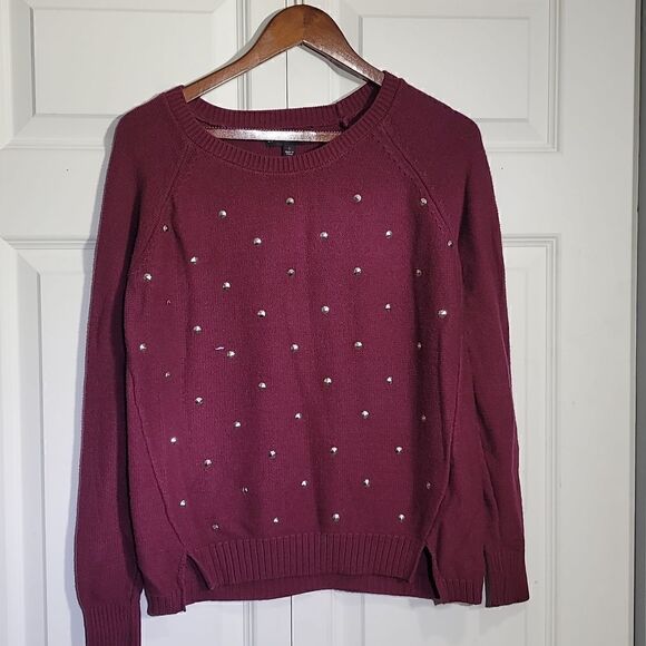 Rock & Republic Burgundy Maroon Silver Stud Round Neck Knit Sweater - Picture 1 of 7